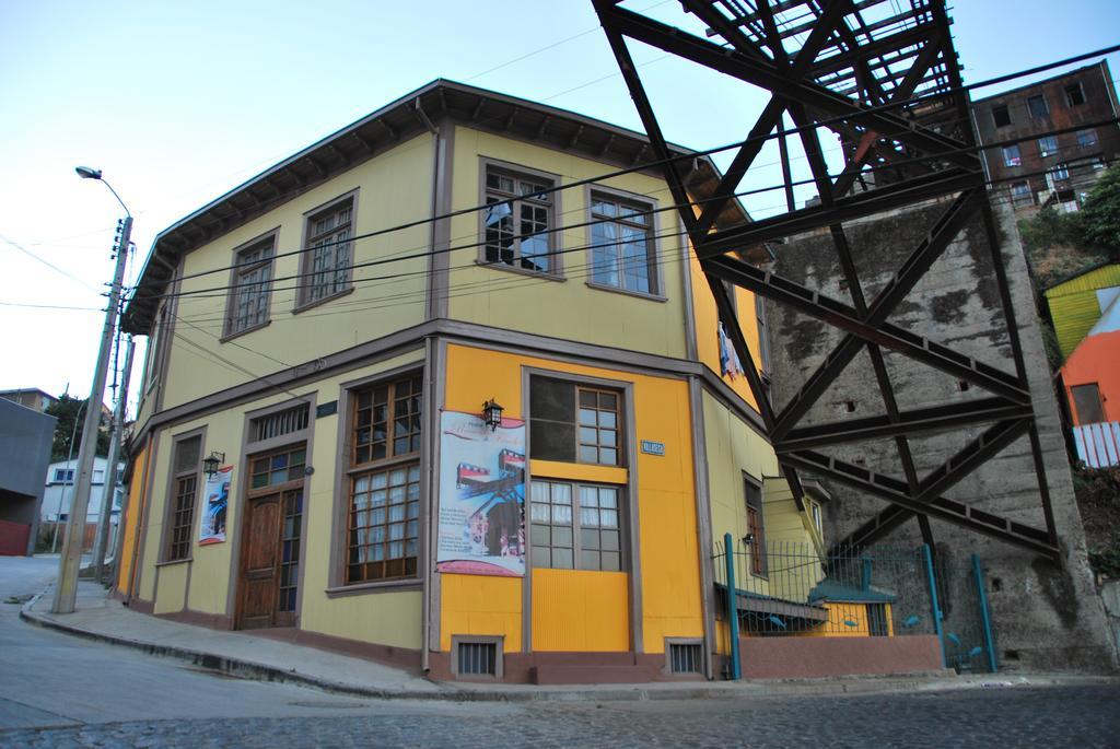 Hostal Recuerdos De Familia Valparaíso Exteriör bild